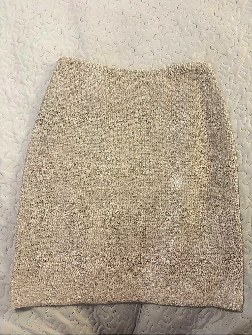 St. John Mini Skirt in Gray Metallic knit sparkle Size 10